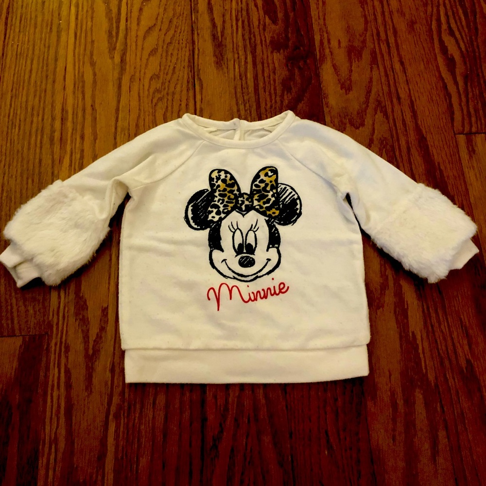 White Minnie Mouse long sleeve pull over with fur sleeve